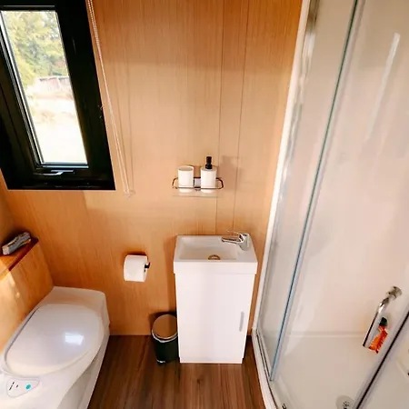 Rimu View 2 By Tiny Away Villa Ruatapu Exterior photo
